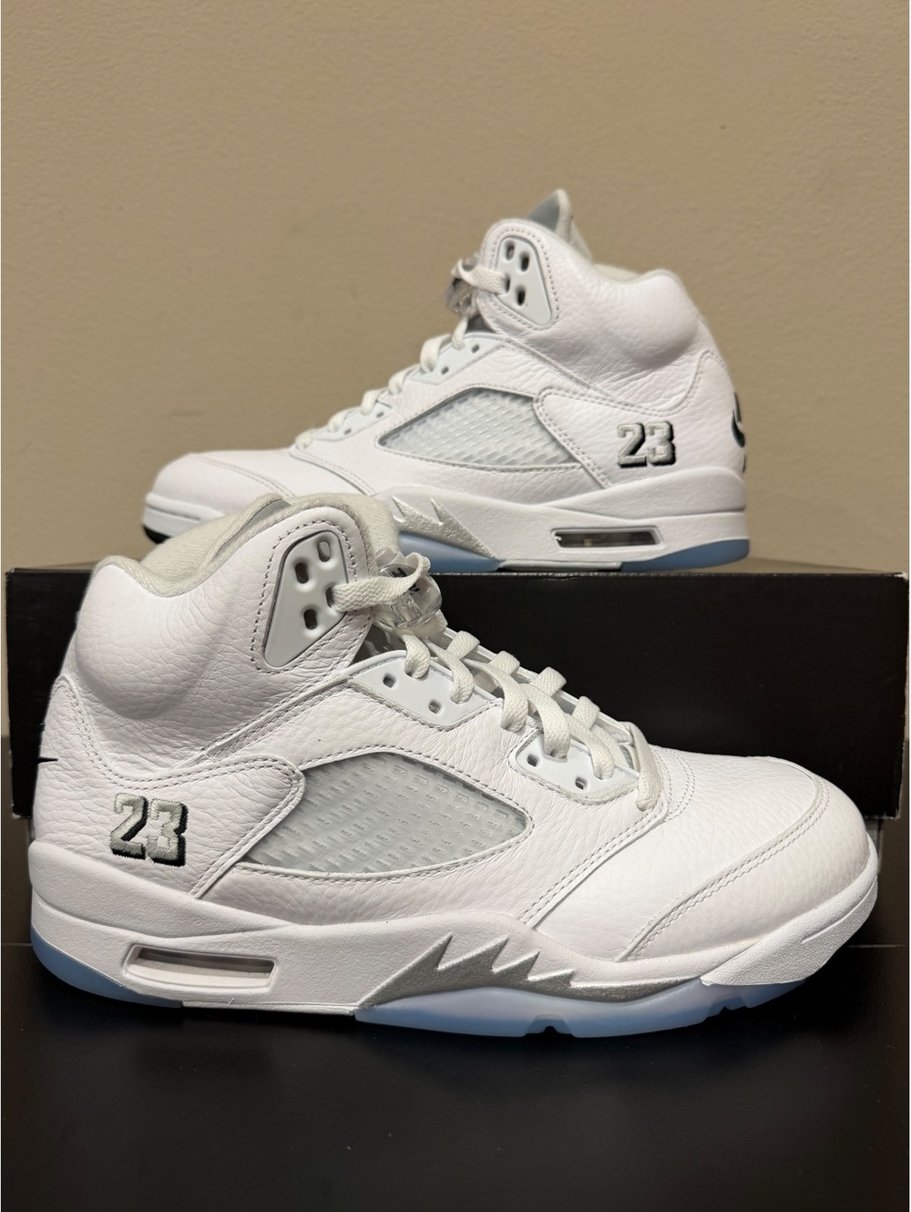 Size 8.5 - Air Jordan 5 Retro “White Metallic”